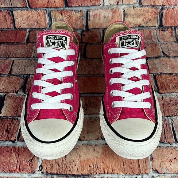 CONVERSE ALL-STAR CHUCK TAYLOR LOWTOP SHOES, WOMANS SIZE 7 EUC - Picture 3 of 11